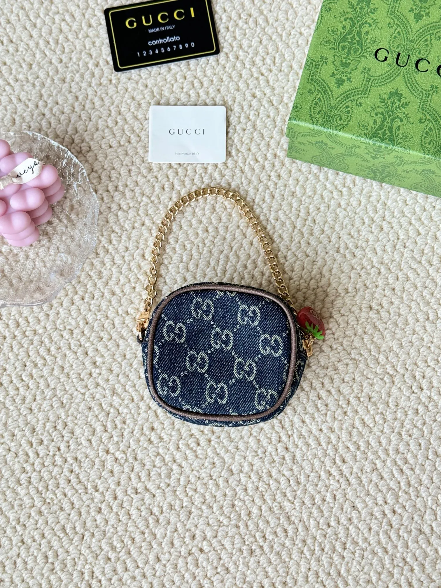 💰180 GUCCI/Gucci new women's beige/ebony canvas strawberry zipper coin purse