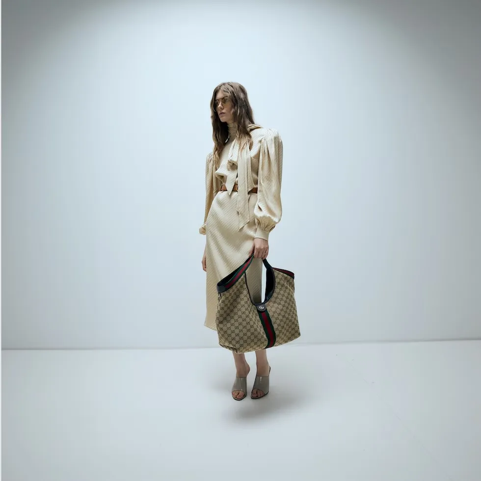 💎💎New model coming🔥Counter quality, top original goods, real photos, model number: 853971 apricot cloth "original leather, counter dustproof cloth bag", size: width 60×height 47×depth 16cm. Ready to ship. 🌹🌹🌹