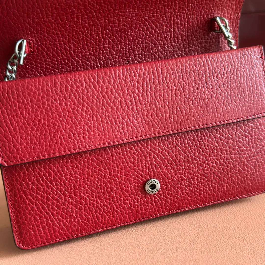 p640. 💋💋💋【Original leather with 🌈Full set of packaging at the counter】🔥🔥 Dionysus Supre Mini has been loved and sought after by thousands of girls since the Dionysian bag came out, and the Dionysus bag has also lived up to expectations, with various designs emerging in endlessly ~ Model: 476430 Size: 19*11.5*4.5cm.