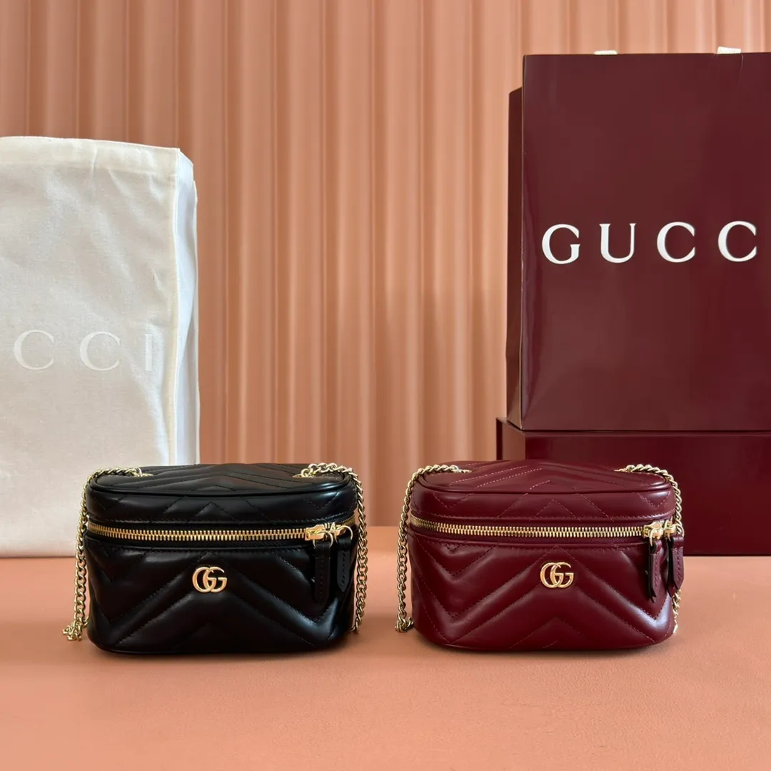 💋💋💋【New】GG Marmont series mini cosmetic bag, black, ancora red/original leather shipped, 🐍Model: 837455, short combination video