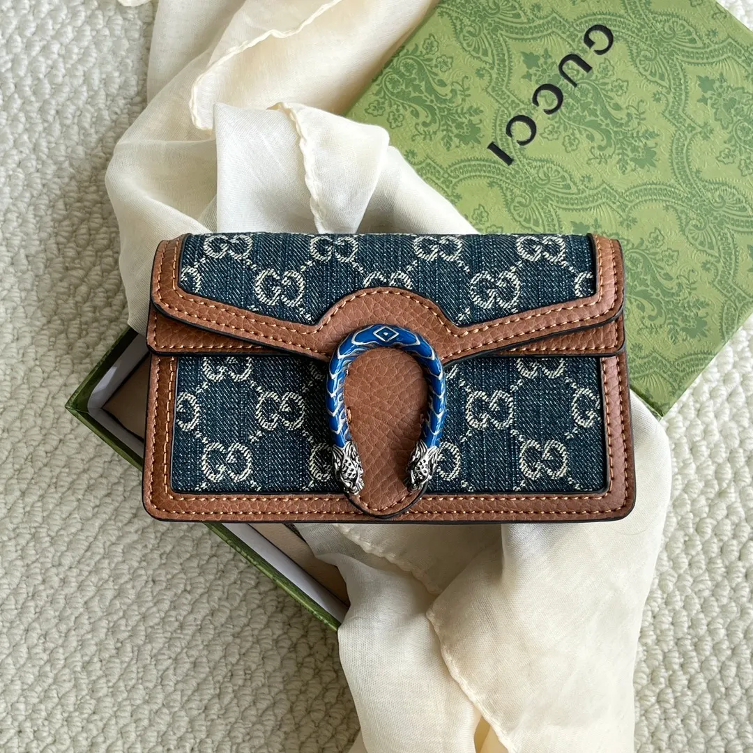 Actual shot #💰260 with box Model: 476432 blue jeans Size: 16.5x10x4.5cm 𝙂𝙪𝙘𝙘𝙞 𝘿𝙞𝙤𝙣𝙮𝙨𝙪𝙨 𝙈𝙞𝙣𝙞 16.5 Xiaogujia’s entry-level small bag is recommended. It’s not worth mentioning. It’s a classic model that can be said to be the symbol of Xiaogujia. The classic mini Dionysian buckle is paired with calfskin. This bag has a very high appearance rate. It is simply a tool for daily wear and is very popular on the street❗️