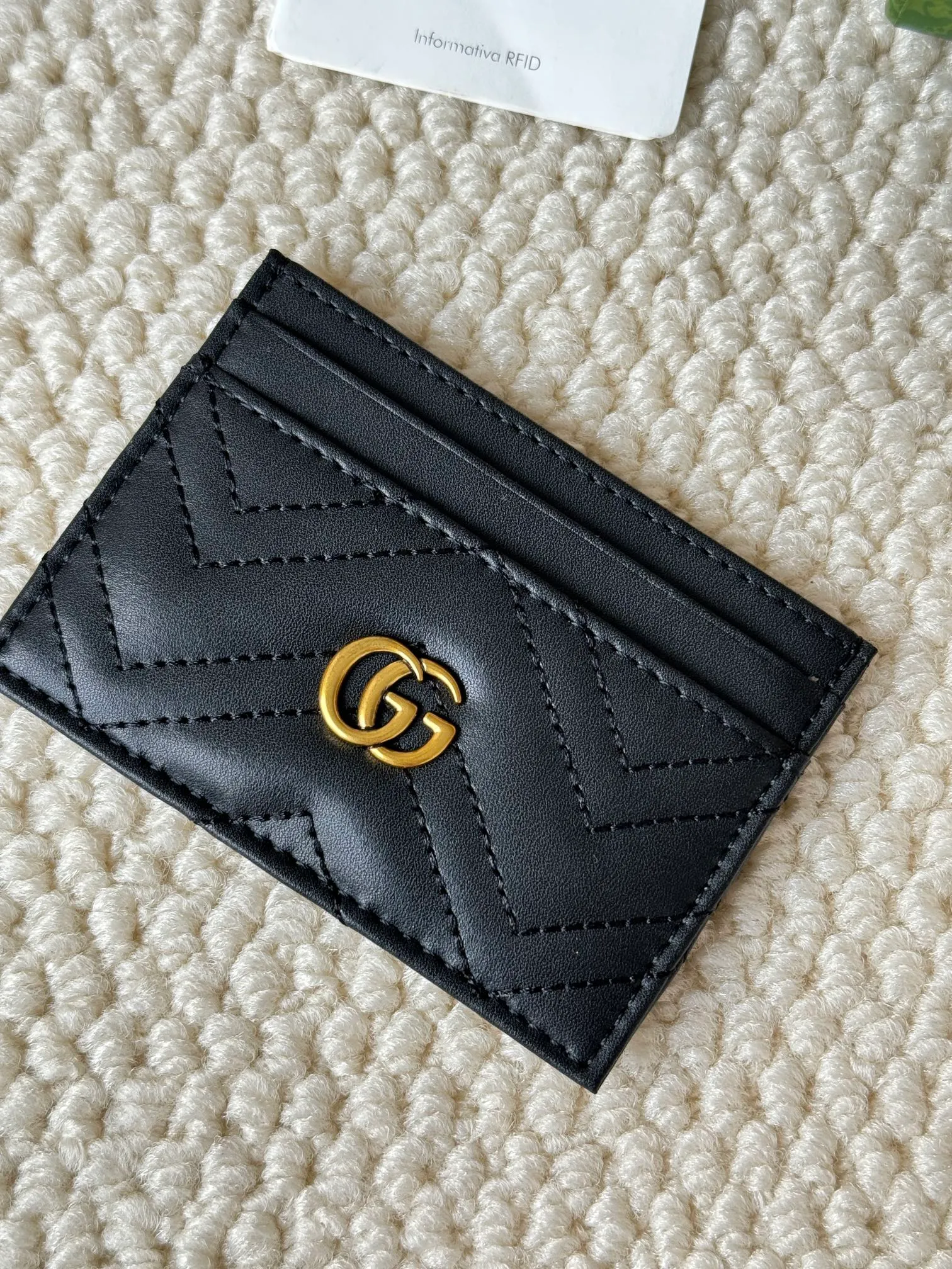 💰100 gucci cowhide mini card holder, real photo! Double G wave pattern small card holder, retro gold metal accessories, model number 443127, humanoid pattern, size: 10x7