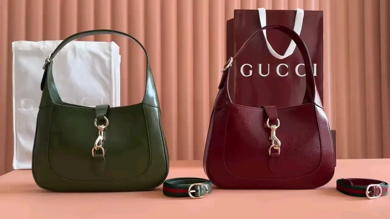 💋💋💋【New Product】👉Gucci Jackie series small shoulder forest green patent leather/original leather is shipped! 🐲27.5cm Model: 782849. short video