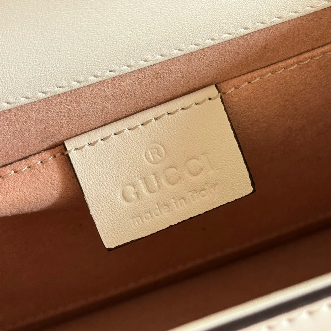 p1260. 💋💋💋【Original leather and complete packaging】G family👉New style. The market's top exclusive goods control, special/counter quality 💯Using imported cowhide, original hardware! Exquisite workmanship. 💯Exclusive physical photos📷👉The quality can be seen in the picture👄👄😘😘. Style number: 470270. Dimensions: width 20*height 14*side width 8.