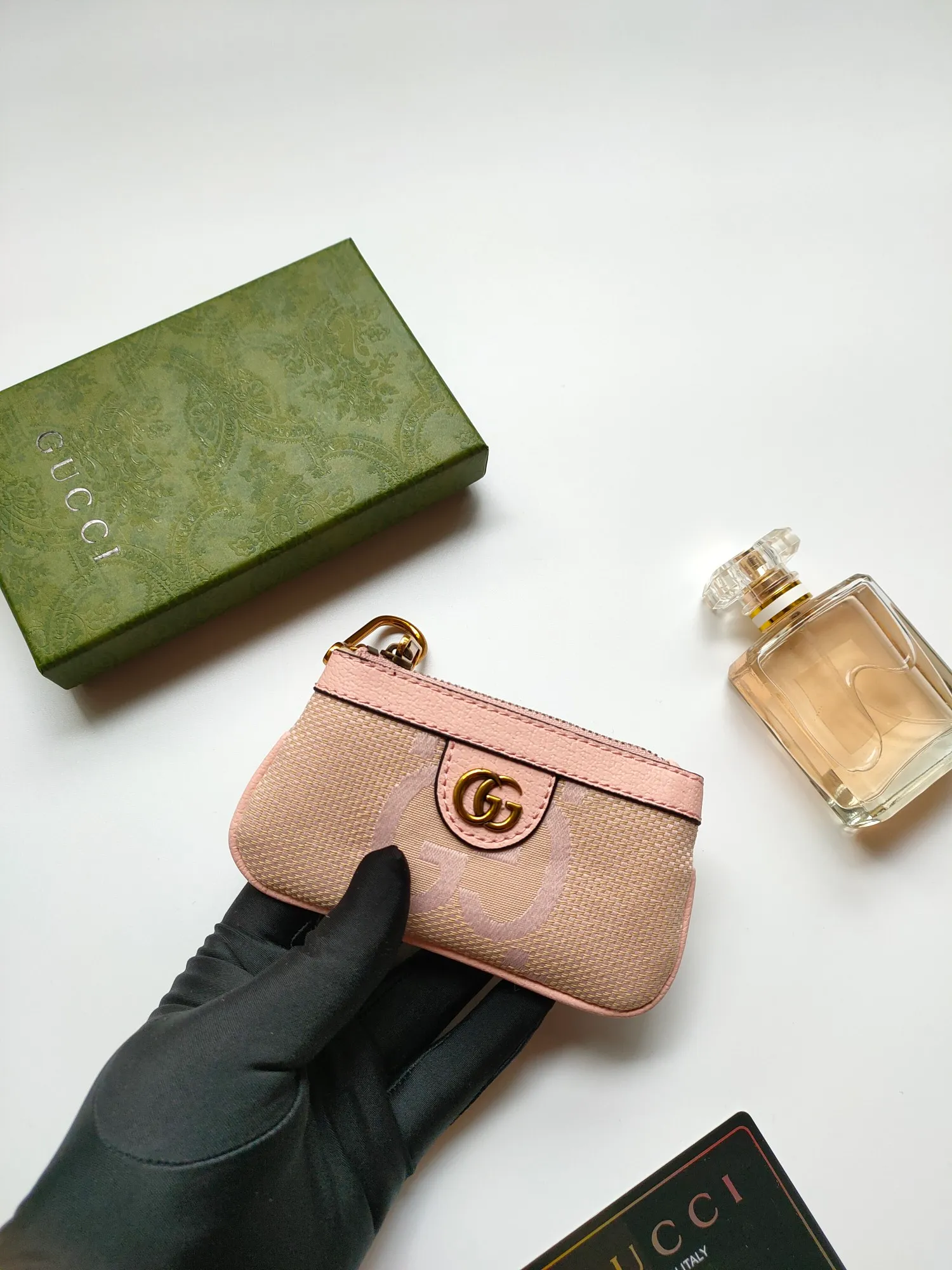 💰130💰New small coin purse~The lipstick bag is made of Gucci's new large-character fabric, with exquisite original factory bronze double G hardware and flexible and unique hook buckles. It is small and exquisite, but has great effect. Model: 671722, size: 12.5x7x1.5cm