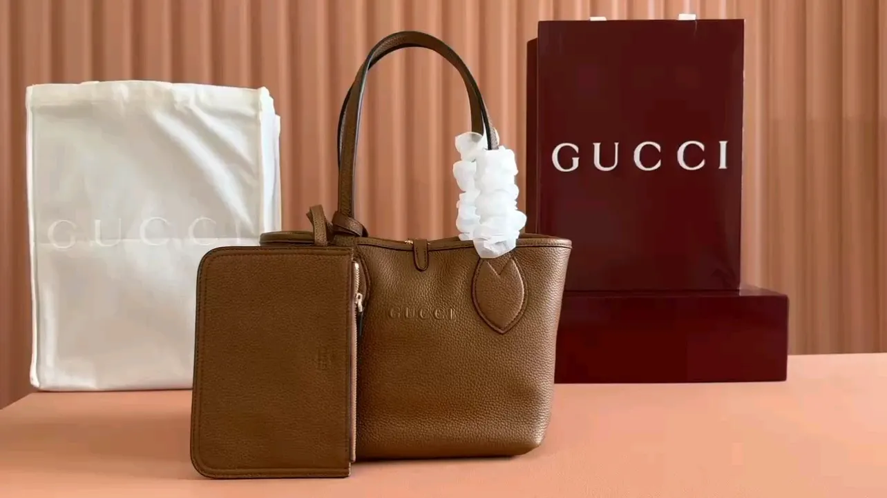 💋💋💋New Gucci Totissima series small double-sided tote bag, black with apricot cloth/originally shipped! 🐴Model: 839124. short video