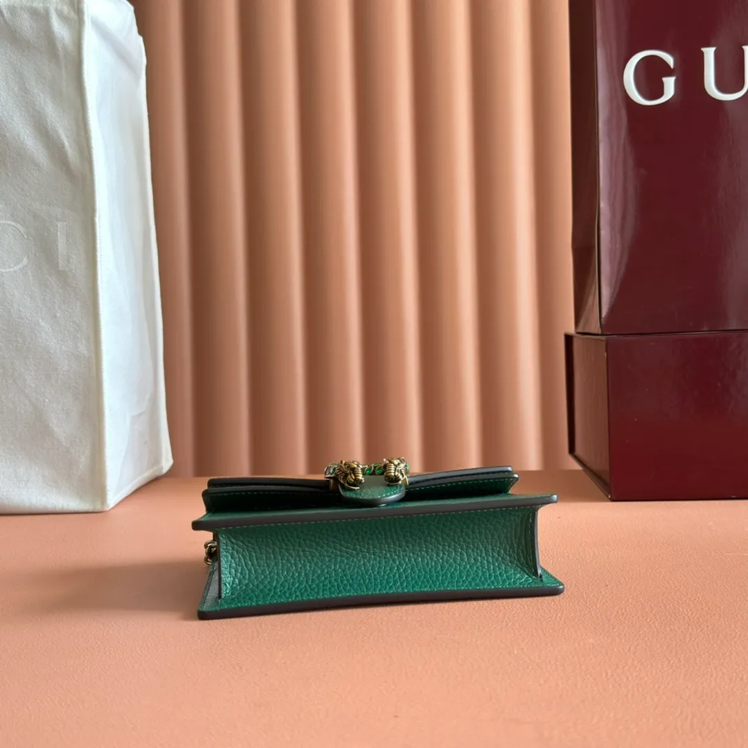 p600. 📣📣📣[Original leather with 🌈Full set of packaging at the counter]🔥🔥 Dionysus Supre Mini has been loved by thousands of girls since the Dionysus bag came out, and the Dionysus bag has also lived up to expectations, with various designs emerging in endlessly ~ Model: 476432 Size: 16.5*10*4.5cm.