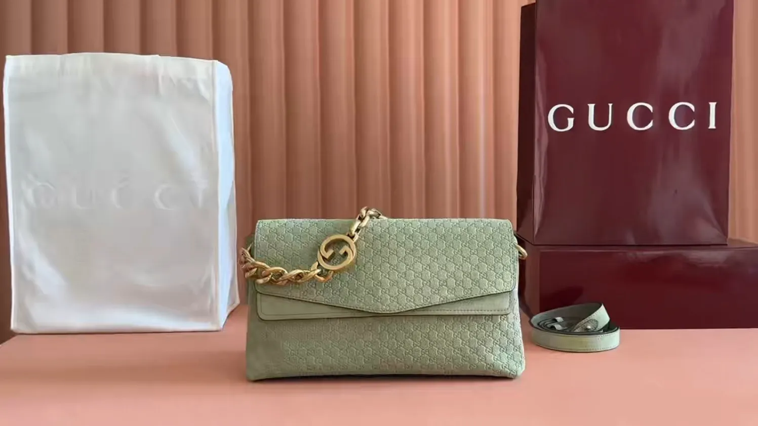 💋💋💋【Original leather configuration counter complete package】GG new handbag model: 857622. Dimensions: 28cm (width) x 16cm (height) x 7cm (depth)