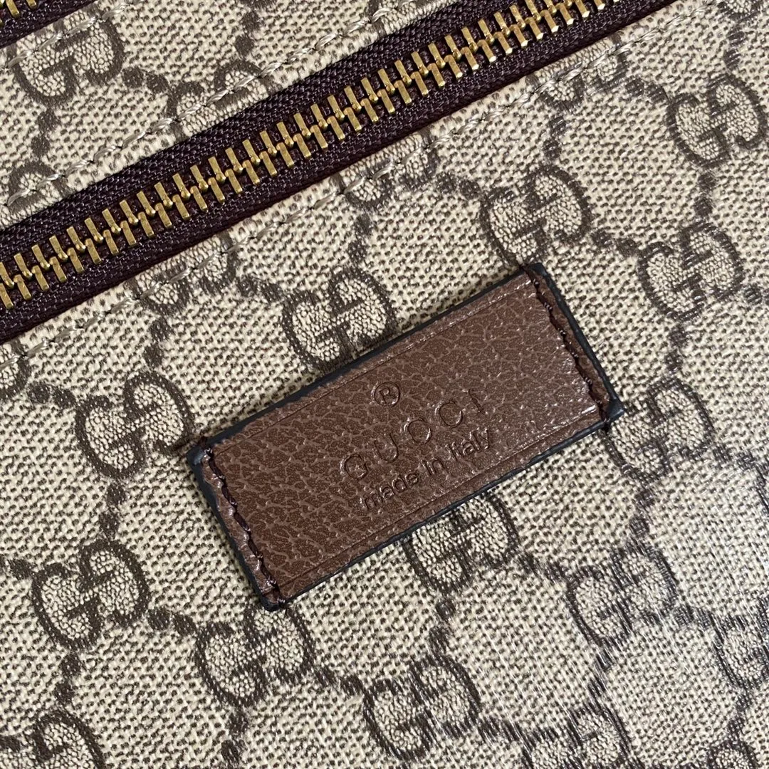 Actual shot #💰220 Model: 529711 coffee Size: 28x18x8cm. GG ophidia Travel has always been one of the brand's sources of inspiration. Decorated with a variety of fashionable embroideries and retro-style details such as planets. Retro airmail piping and Gucci retro logo taken from archive designs. Chest bag✅waist bag✅