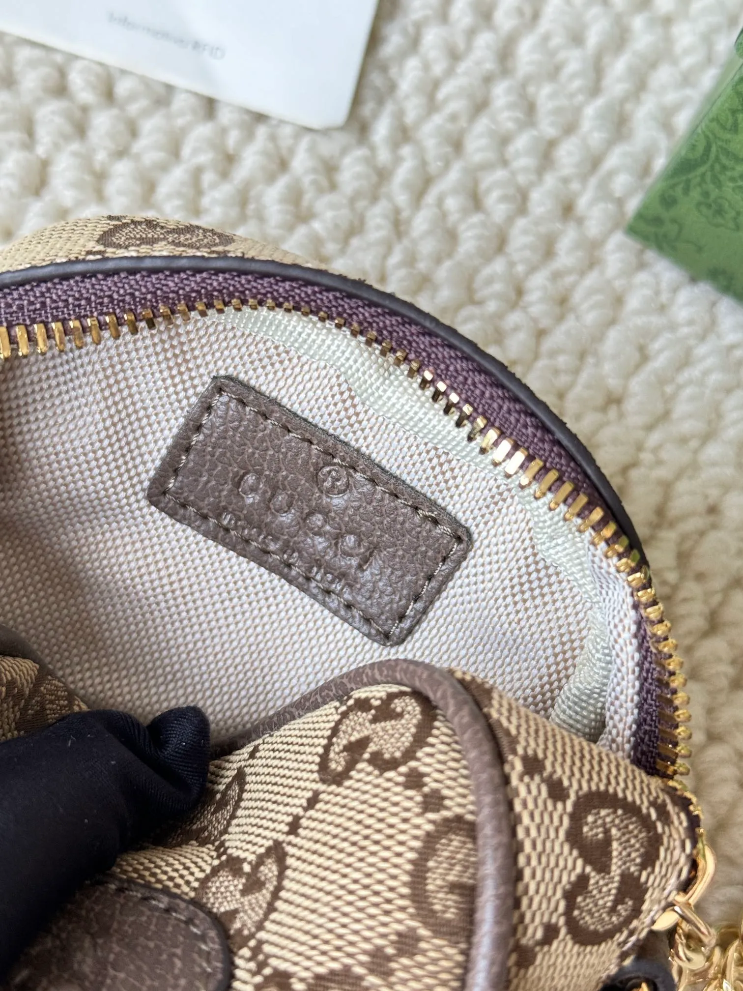 💰180 GUCCI/Gucci new women's beige/ebony canvas strawberry zipper coin purse