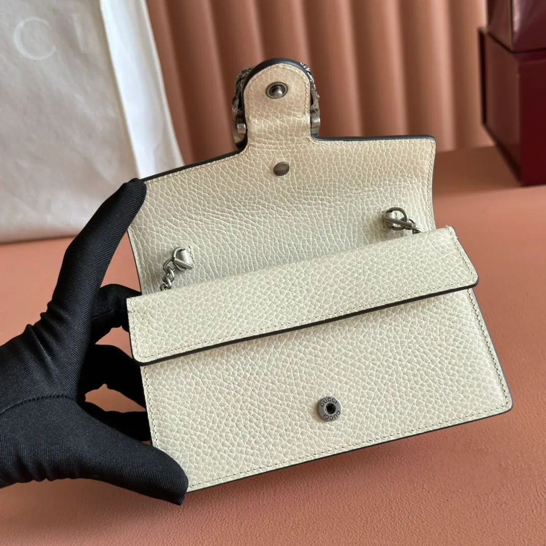 p600. 📣📣📣【Original leather with 🌈full counter packaging】🔥🔥 Dionysus Supre Mini has been loved by thousands of girls since its inception, and the Dionysian bag has lived up to expectations, with various designs emerging in endlessly ~ Model: 476432 Size: 16.5*10*4.5cm.