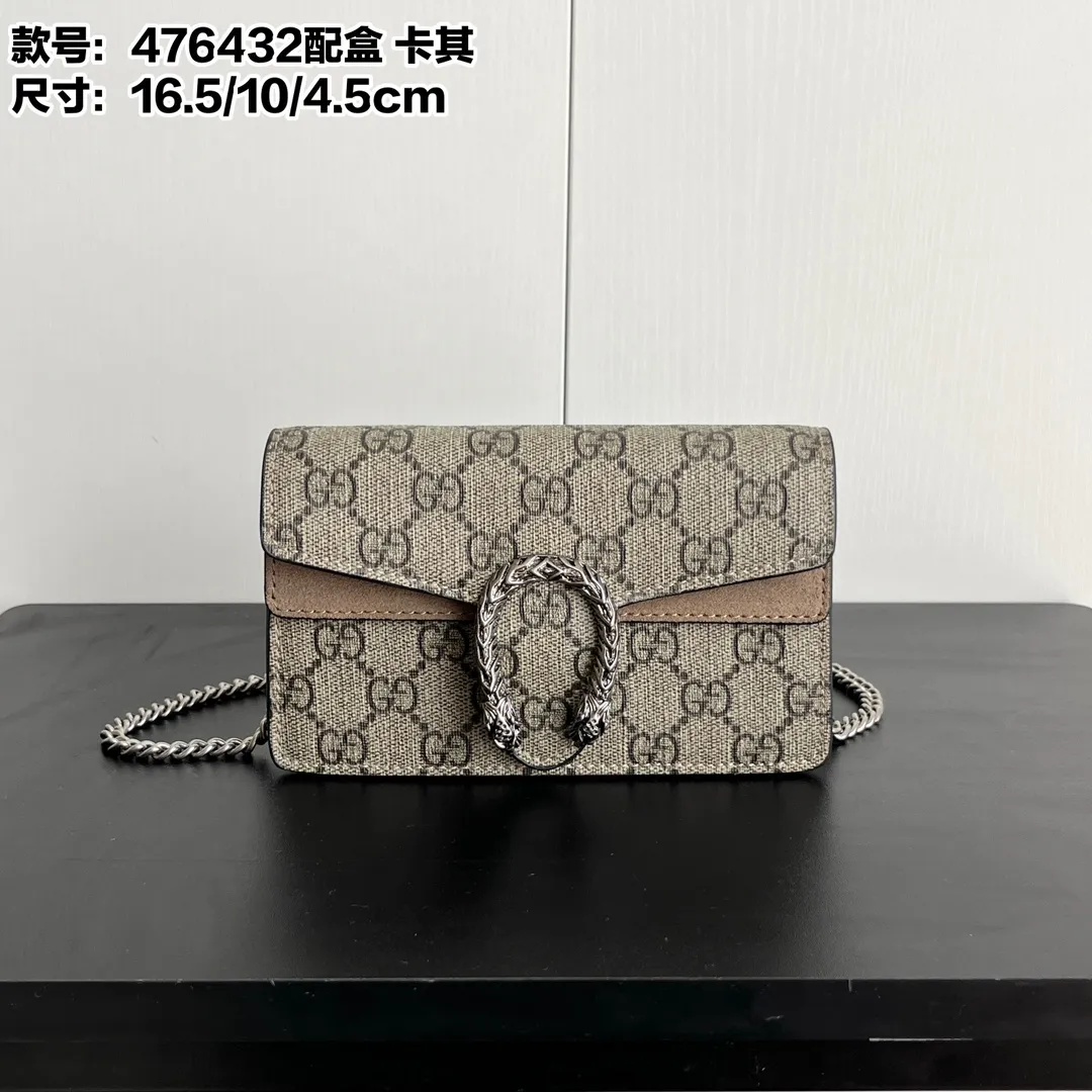 Actual shot #💰240 with box Model: 476432 Khaki Size: 16.5x10x4.5cm 𝙂𝙪𝙘𝙘𝙞 𝘿𝙞𝙤𝙣𝙮𝙨𝙪𝙨 𝙈𝙞𝙣𝙞 16.5 Xiaogujia’s entry-level small bag is recommended. It’s not worth mentioning. It’s a classic model that can be said to be the symbol of Xiaogujia. The classic mini Dionysian buckle is paired with calfskin. This bag has a very high appearance rate. It is simply a tool for daily wear and is very popular on the street❗️