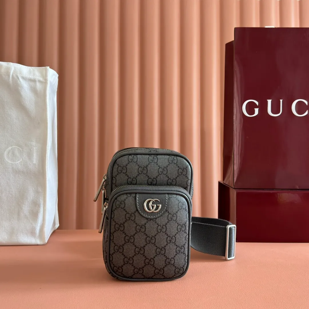 p860. 📣📣📣【Original leather with 🌈full counter packaging】🔥🔥Ophidia series GG mini handbag. Small travel accessories remain an indispensable highlight in Gucci’s leather goods selection, paying homage to the brand’s luxury travel roots. Various logos derived from the initials of Mr. Guccio Gucci, the founder of the brand, inject elegant and timeless logo connotation into individual products. This Ophidia mini bag in classic GG Supreme canvas features 2 card compartments and an external zip pocket. Beige and ebony GG Supreme canvas, gray leather trim, palladium-tone hardware, gray webbing, cotton and linen lining Double G, interior: 2 card compartments, exterior zip pocket, shoulder strap drop 52 cm, zip fastening. Weight: approx. 0.45kg. Model: 752565. Dimensions: 12(width) x 18(h) x 6.9cm(d) Color: gray/pvc. Made in Italy