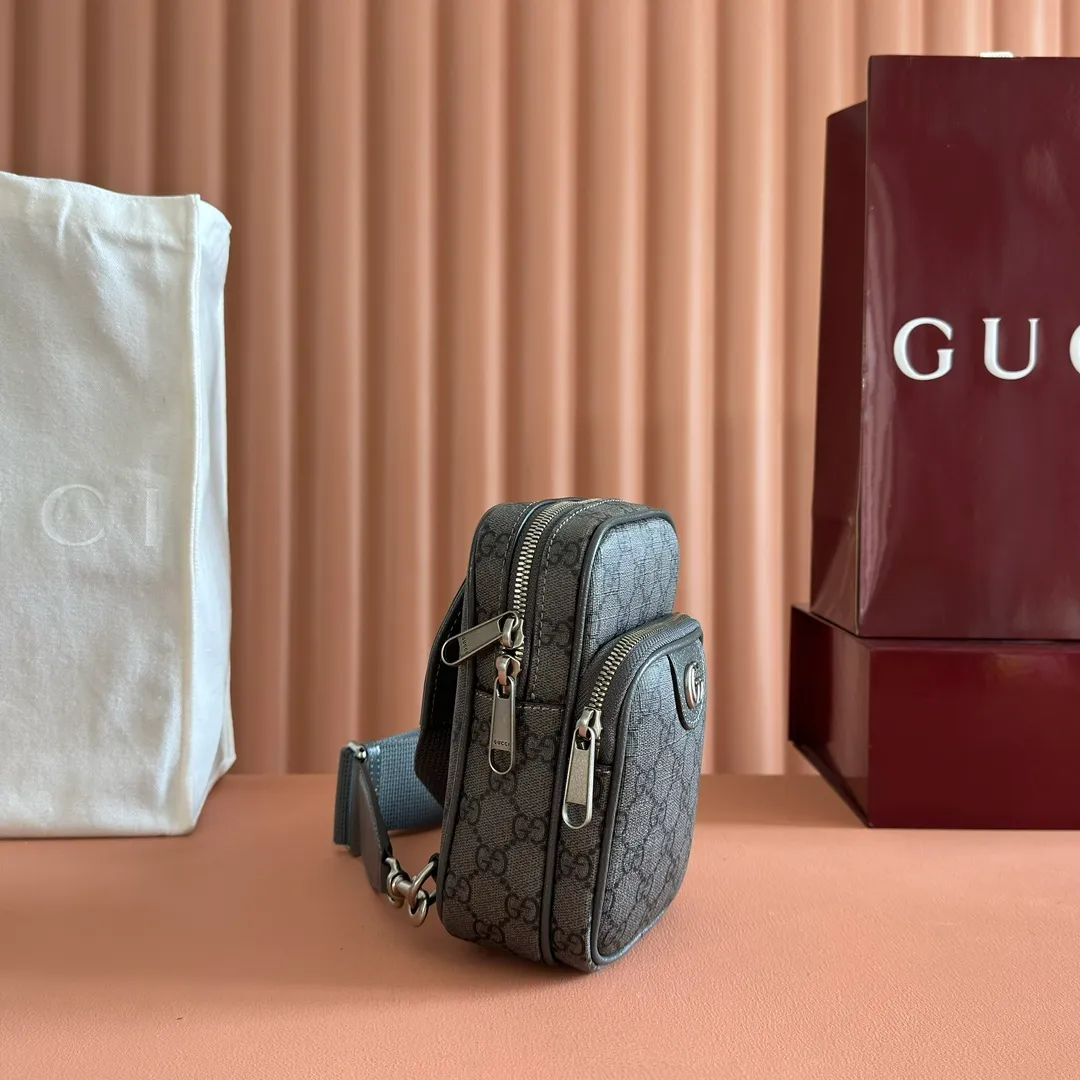 p860. 📣📣📣【Original leather with 🌈full counter packaging】🔥🔥Ophidia series GG mini handbag. Small travel accessories remain an indispensable highlight in Gucci’s leather goods selection, paying homage to the brand’s luxury travel roots. Various logos derived from the initials of Mr. Guccio Gucci, the founder of the brand, inject elegant and timeless logo connotation into individual products. This Ophidia mini bag in classic GG Supreme canvas features 2 card compartments and an external zip pocket. Beige and ebony GG Supreme canvas, gray leather trim, palladium-tone hardware, gray webbing, cotton and linen lining Double G, interior: 2 card compartments, exterior zip pocket, shoulder strap drop 52 cm, zip fastening. Weight: approx. 0.45kg. Model: 752565. Dimensions: 12(width) x 18(h) x 6.9cm(d) Color: gray/pvc. Made in Italy