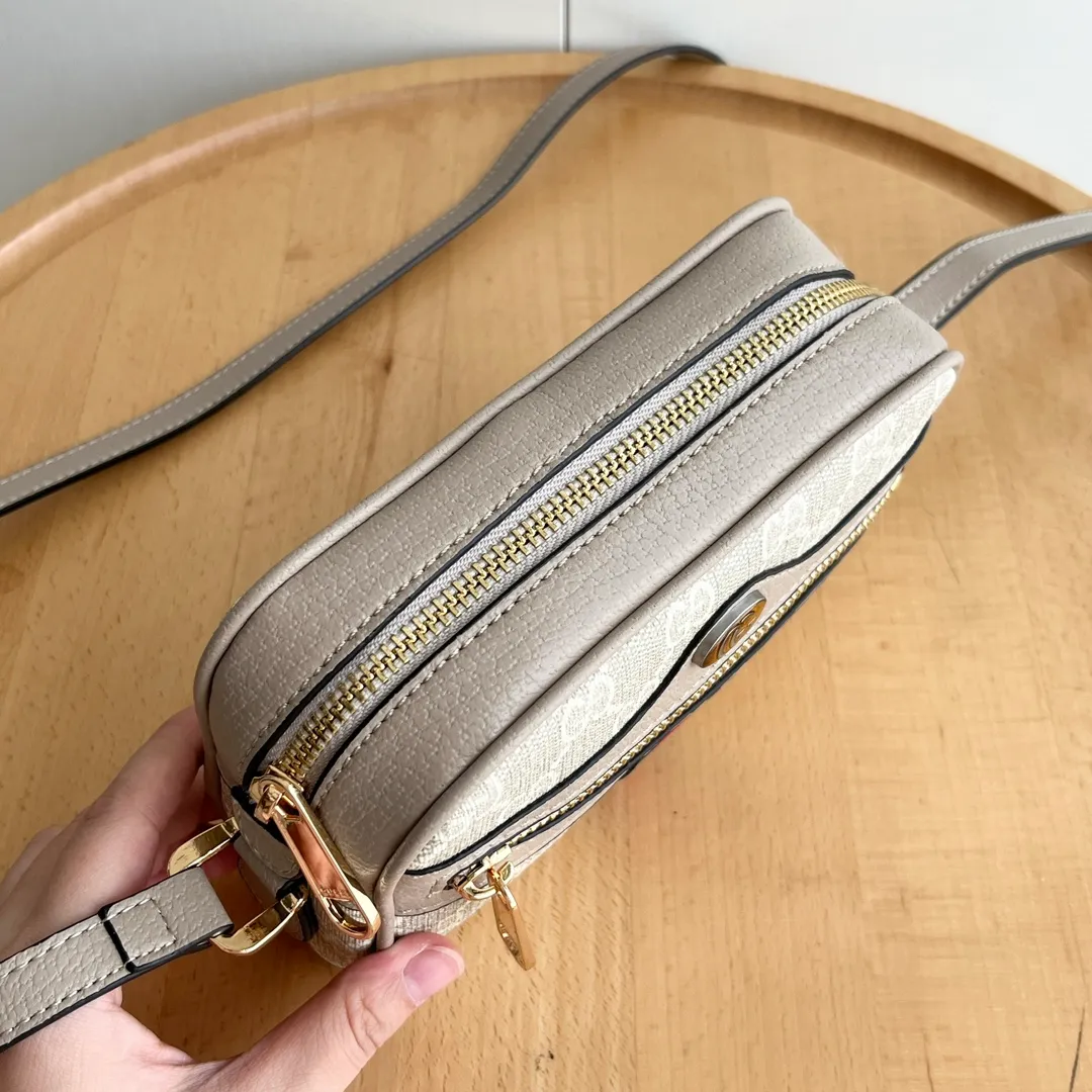Actual shot #💰260 Model: 517350 Size: 17.5*12*5.5cm Gucci Ophidia series can be said to be out of control in retro style Crossbody shoulder strap🉑️Adjustable shoulder strap✅Keychain included
