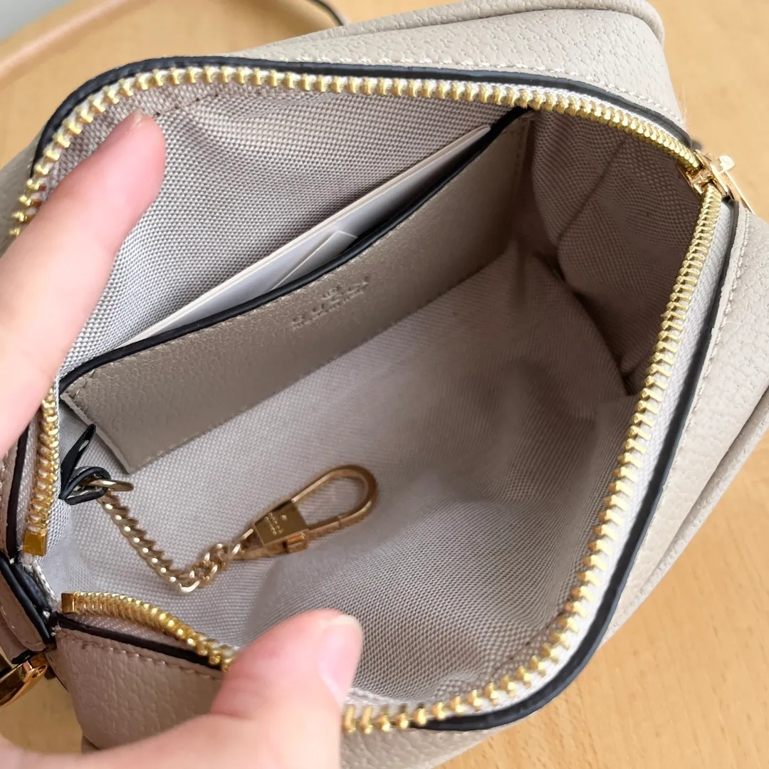 Actual shot #💰260 Model: 517350 Size: 17.5*12*5.5cm Gucci Ophidia series can be said to be out of control in retro style Crossbody shoulder strap🉑️Adjustable shoulder strap✅Keychain included