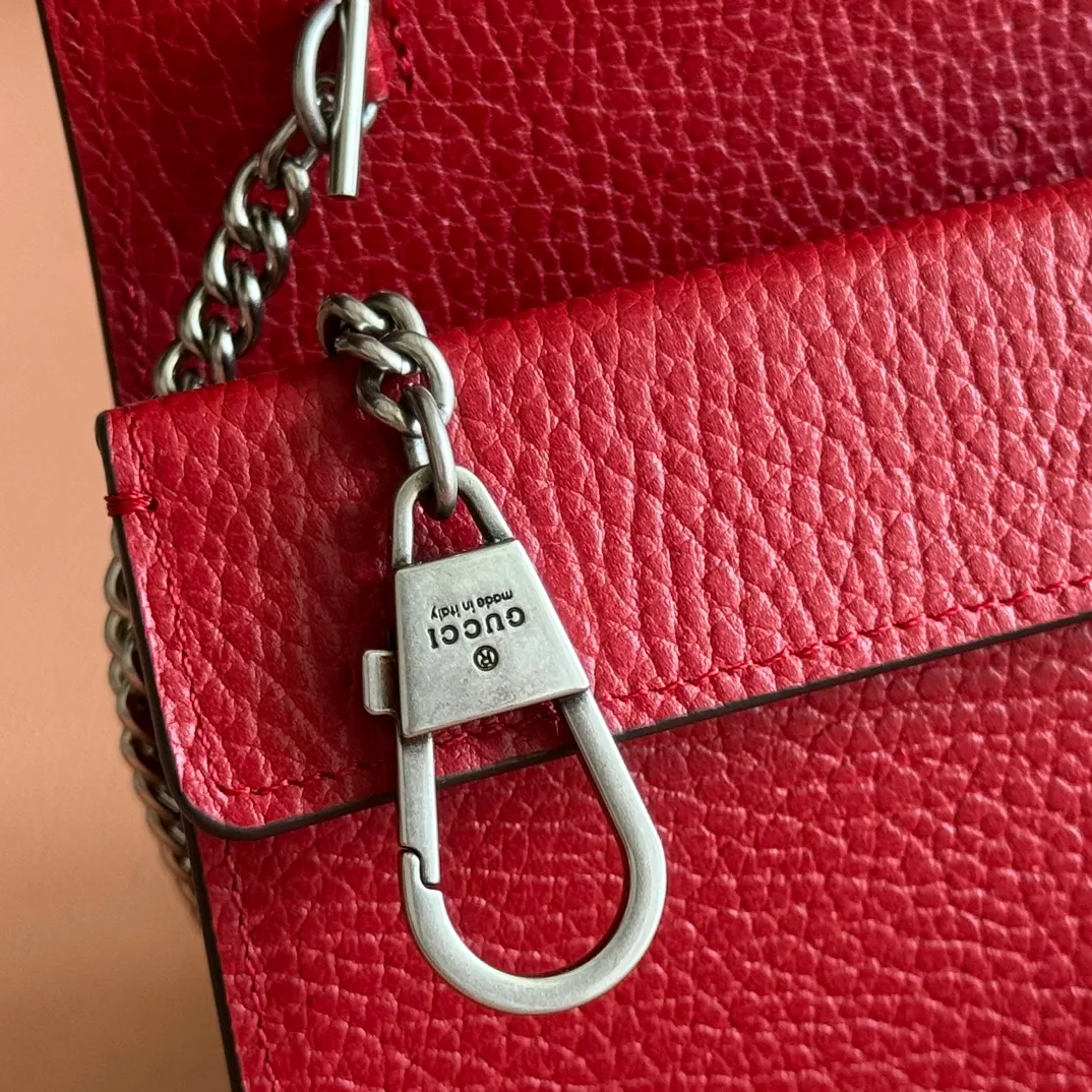 p600. 📣📣📣【Original leather accessories🌈Full set of counter configuration】🔥🔥 Dionysus Supre Mini has been loved by thousands of girls since its inception, and the Dionysian bag has also lived up to expectations, with various designs emerging in endlessly ~ Model: 476432 Size: 16.5*10*4.5cm.