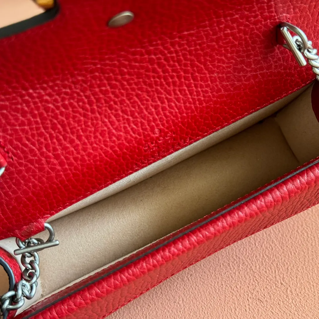 p600. 📣📣📣【Original leather accessories🌈Full set of counter configuration】🔥🔥 Dionysus Supre Mini has been loved by thousands of girls since its inception, and the Dionysian bag has also lived up to expectations, with various designs emerging in endlessly ~ Model: 476432 Size: 16.5*10*4.5cm.