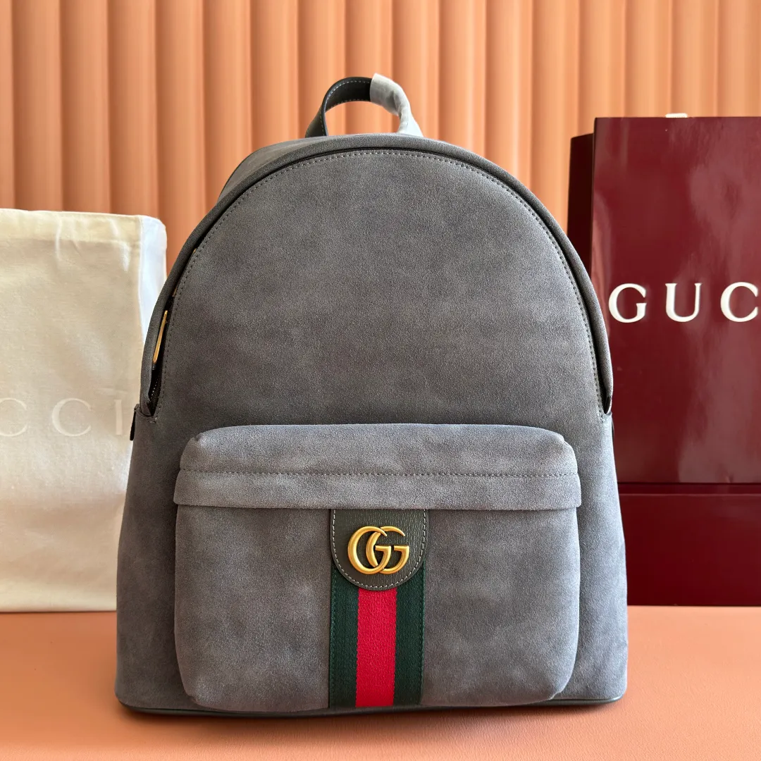 p1480💋💋💋"With full set of original counter packaging" [New product] The Ophidia series is crafted with white color matching, classic silhouette and new functional design, and is made of soft-touch fabrics. This backpack is made of soft GG Supreme material and is intricately embellished with the Double G logo and red and green webbing details. White soft GG Supreme canvas Palladium tone hardware Green nylon lining Double G Web detail Padded mesh at back Adjustable shoulder strap Interior: 1 zip pocket External: 1 zip pocket Handle height: 8 cm Zip closure Ref.: 834466. Dimensions: 36.5cm (width) x 41cm (height) x 18cm (depth) Weight: approx. 1.5kg Colour: Gray blue matte Made in Italy