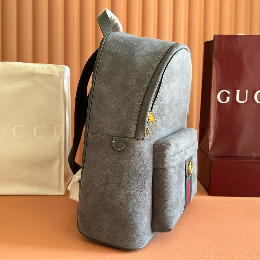p1480💋💋💋"With full set of original counter packaging" [New product] The Ophidia series is crafted with white color matching, classic silhouette and new functional design, and is made of soft-touch fabrics. This backpack is made of soft GG Supreme material and is intricately embellished with the Double G logo and red and green webbing details. White soft GG Supreme canvas Palladium tone hardware Green nylon lining Double G Web detail Padded mesh at back Adjustable shoulder strap Interior: 1 zip pocket External: 1 zip pocket Handle height: 8 cm Zip closure Ref.: 834466. Dimensions: 36.5cm (width) x 41cm (height) x 18cm (depth) Weight: approx. 1.5kg Colour: Gray blue matte Made in Italy
