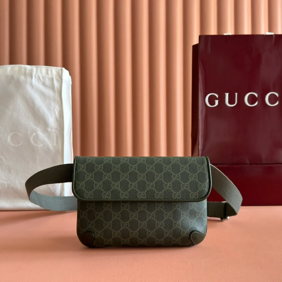 p720. 💋💋💋"With full set of original counter packaging" [New Product] The 2025 autumn and winter series uses GG letter pattern coated fabric to reinterpret one of the brand's iconic patterns. This small belt bag is crafted from an innovative fabric and finished with tonal leather piping for added style. Forest green GG monogram coated fabric Green leather trim Palladium tone hardware Cotton and linen blend lining Adjustable canvas strap (75cm - 120cm) Flap and buckle closure Ident.: 792091. Dimensions: 24cm (width) x 16.5cm (height) x 6cm (depth) Weight: approx. 0.45kg Color: forest green/pvc. Made in Italy