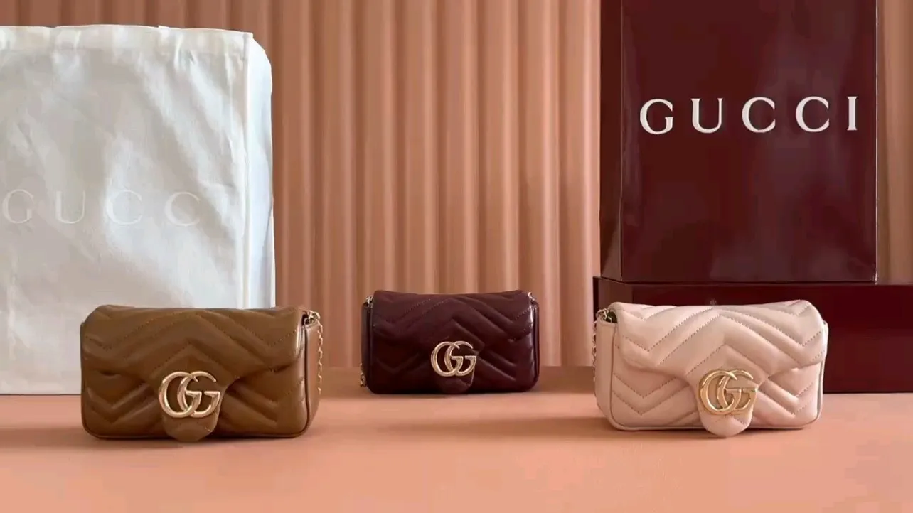 💋💋💋 New GG Marmont series mini bag. Imported sheepskin caramel, black, white, ancola red/original leather shipped! 841290 combination short video
