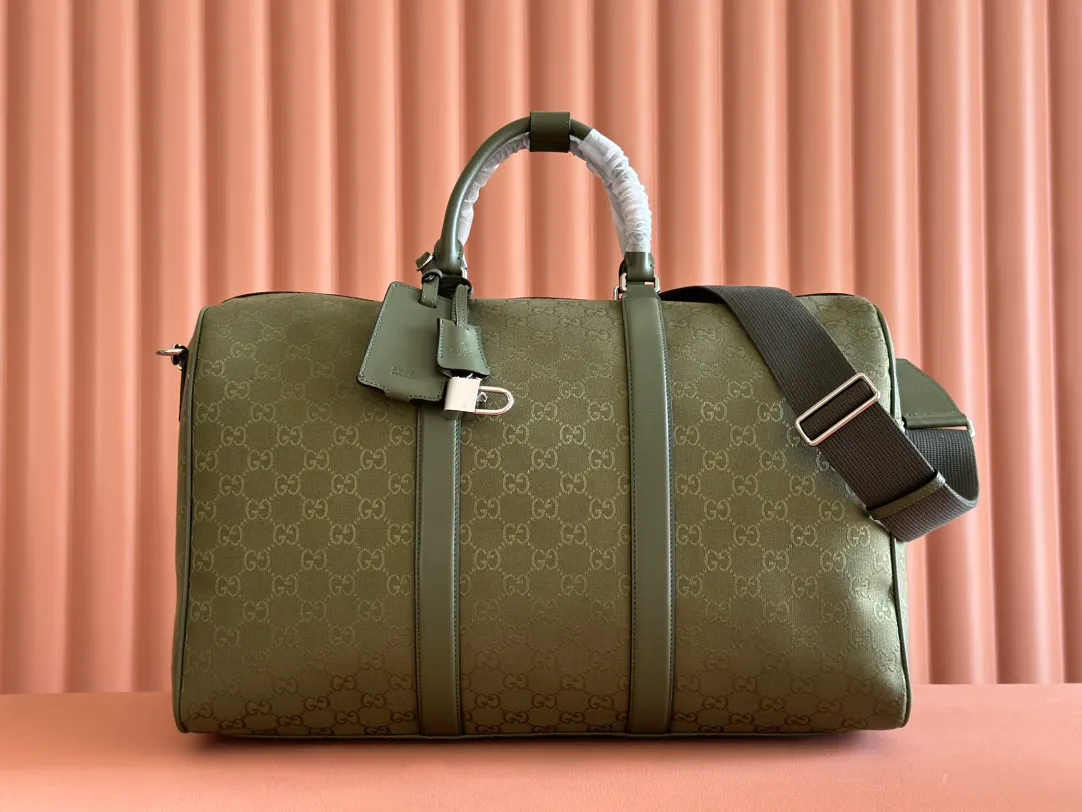 💋💋💋【New Style】Medium travel bag decorated with Gucci GG canvas, black canvas/green canvas original leather shipped! 🐍Model: 834457. short video