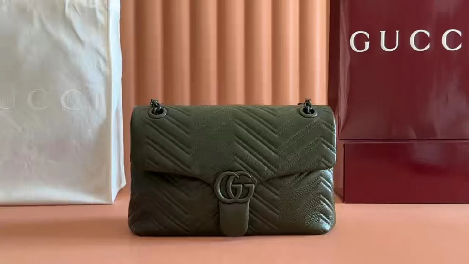💋💋💋【New】GG Marmont series medium and large shoulder bags, black soft leather/original leather are shipped, 🐍Model: 850676, 850659, short combination video
