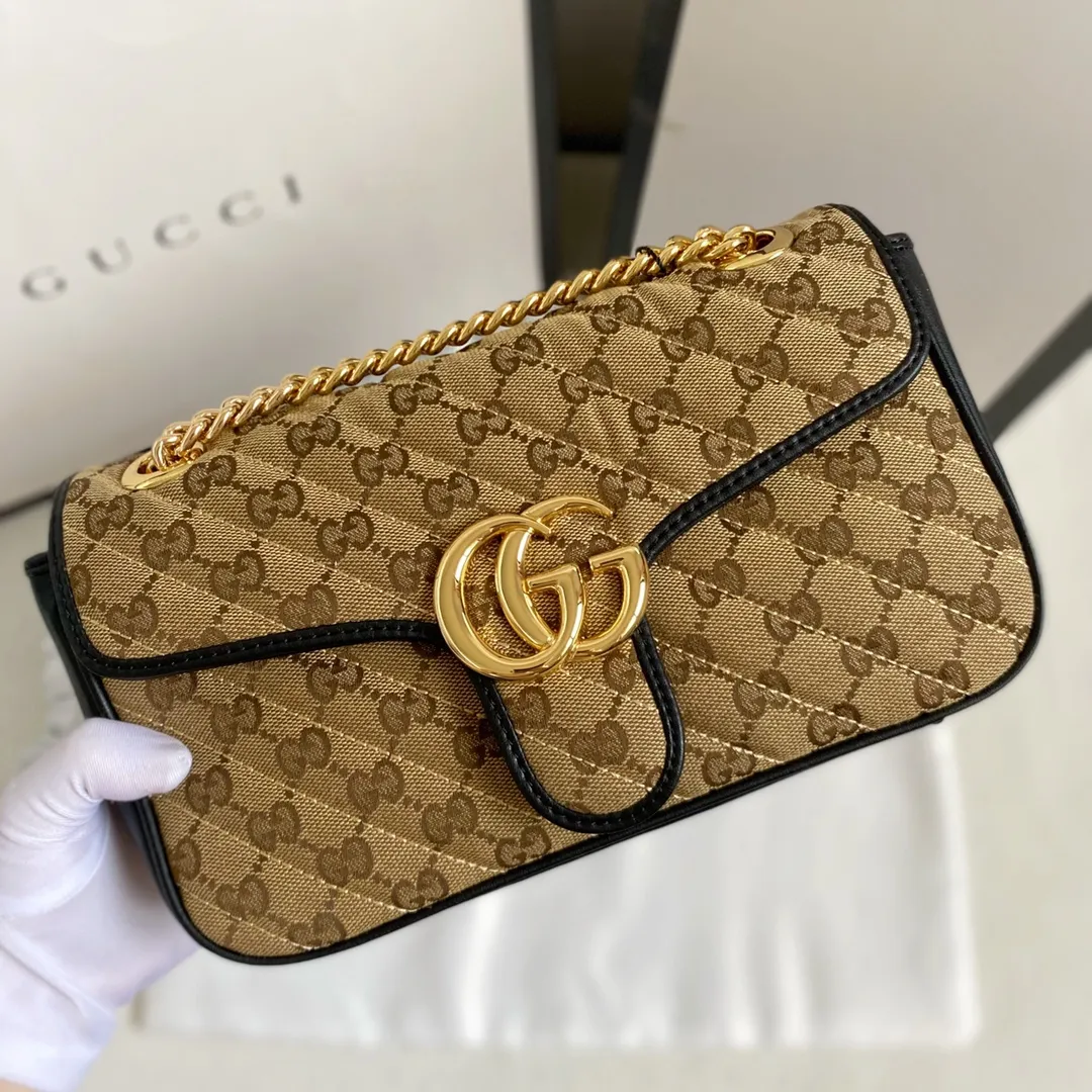 Upgraded version of real shot #💰320 Style number: 443497 apricot black Size: 26x15x7cm Gucci marmont medium spring and summer new model Soft yet stiff shape. GG canvas with cowhide Outlined with contrasting black leather piping. Flip design. One shoulder✅Crossbody✅