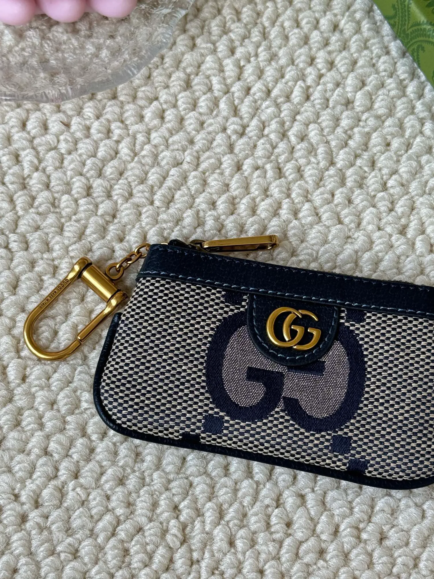 💰140 gucci new small coin purse ~ lipstick bag! Cowhide + PVC with exquisite original factory hardware! Flexible and unique hook buckle, small and exquisite, with great effect. Model: 671722, size: 12x7.5x1.5cm.
