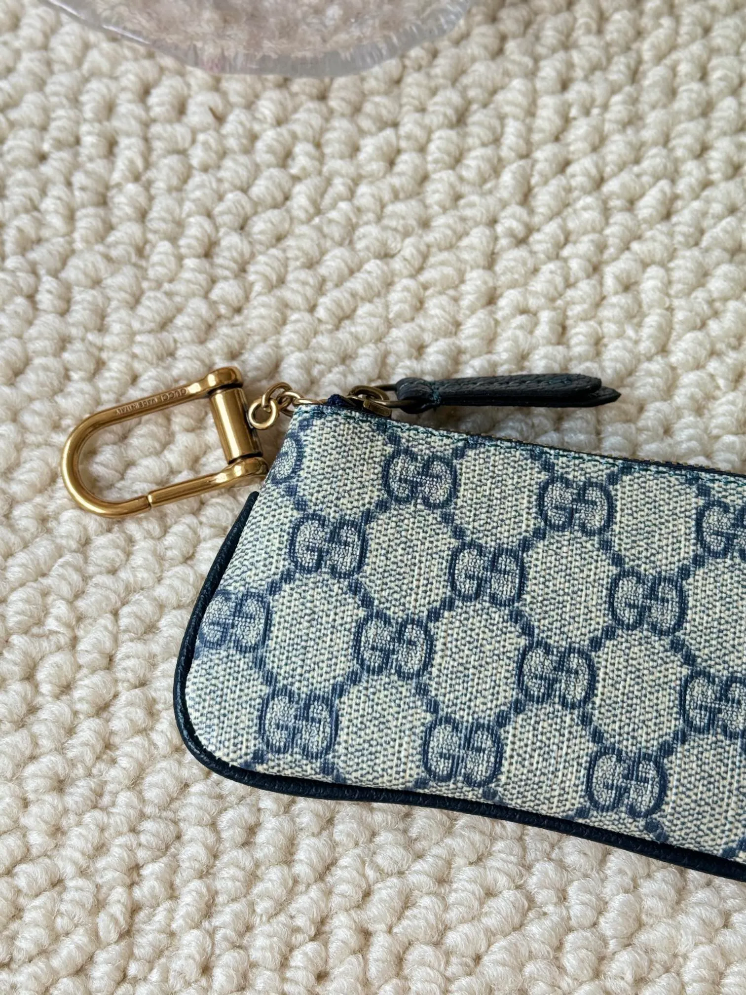 💰140 gucci new small coin purse ~ lipstick bag! Cowhide + PVC with exquisite original factory hardware! Flexible and unique hook buckle, small and exquisite, with great effect. Model: 671722, size: 12x7.5x1.5cm.