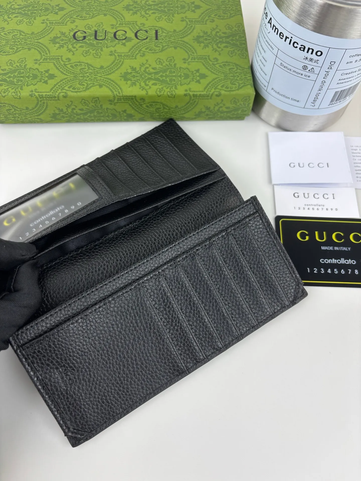 💰150 GUCCl super double G long clip wallet. GG print embossing turns small daily items into fashionable daily accessories. Novel textures and finishes continue to shine in Gucci's new series, showing vitality and individual charm. This full-zip wallet is crafted from leather and features an oversized Double G logo throughout. Super Double G leather, moiré fabric lining. Style number: 739486 Size: 18.5cm x 8cm Color: Black pressed G