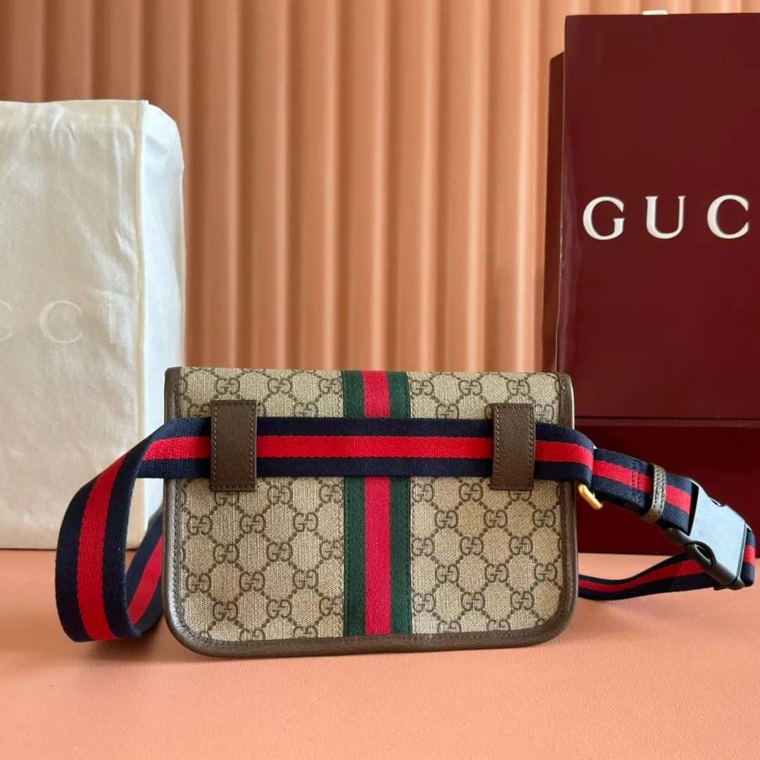 p640. 📣📣📣【Original leather accessories🌈 Equipped with full counter packaging】🔥🔥 Ophidia series GG small waist bag. The Ophidia series combines the traditional essence of Gucci with modern design to present dazzling new works with ingenuity. This men's belt bag cleverly combines Double G hardware and GG Supreme canvas, a new interpretation of the classic material in gray and black. The waist strap is adjustable to create a variety of carrying options. Gray and black GG Supreme canvas, gray leather trim, palladium tone hardware, cotton and linen lining Double G, belt length adjustable from 52 to 81 cm, flap with magnetic snap closure, weight: approx. 0.37 kg. Model: 752597. Dimensions: 23.9 (width) x 17 (height) x 3.6cm (depth) Color: brown/pvc. Made in Italy