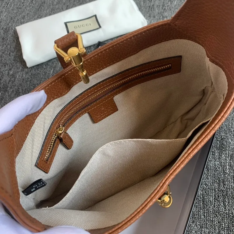 All categories Official website "Brand Women's Bags" Women's Bags 💙 GUCCI 2022 official new Gucci underarm bag wholesale Original order quality 58002000 Size: 27.5-19-4 Cm