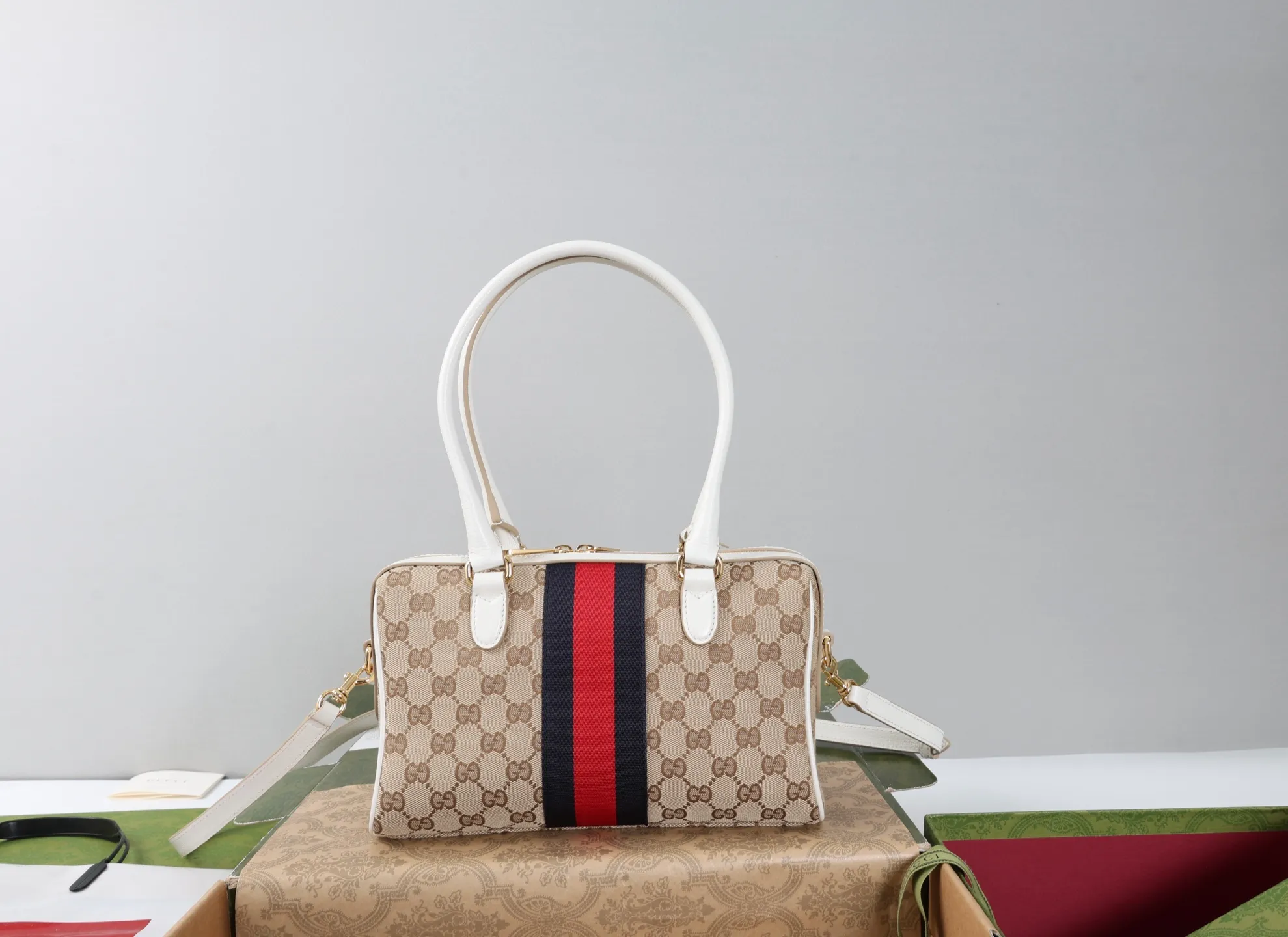 All Categories Official Website "Brand Women's Bags" Women's Bags 💙 GUCCI GUCCI 2026 New Classic GG Pattern Crossbody Bag