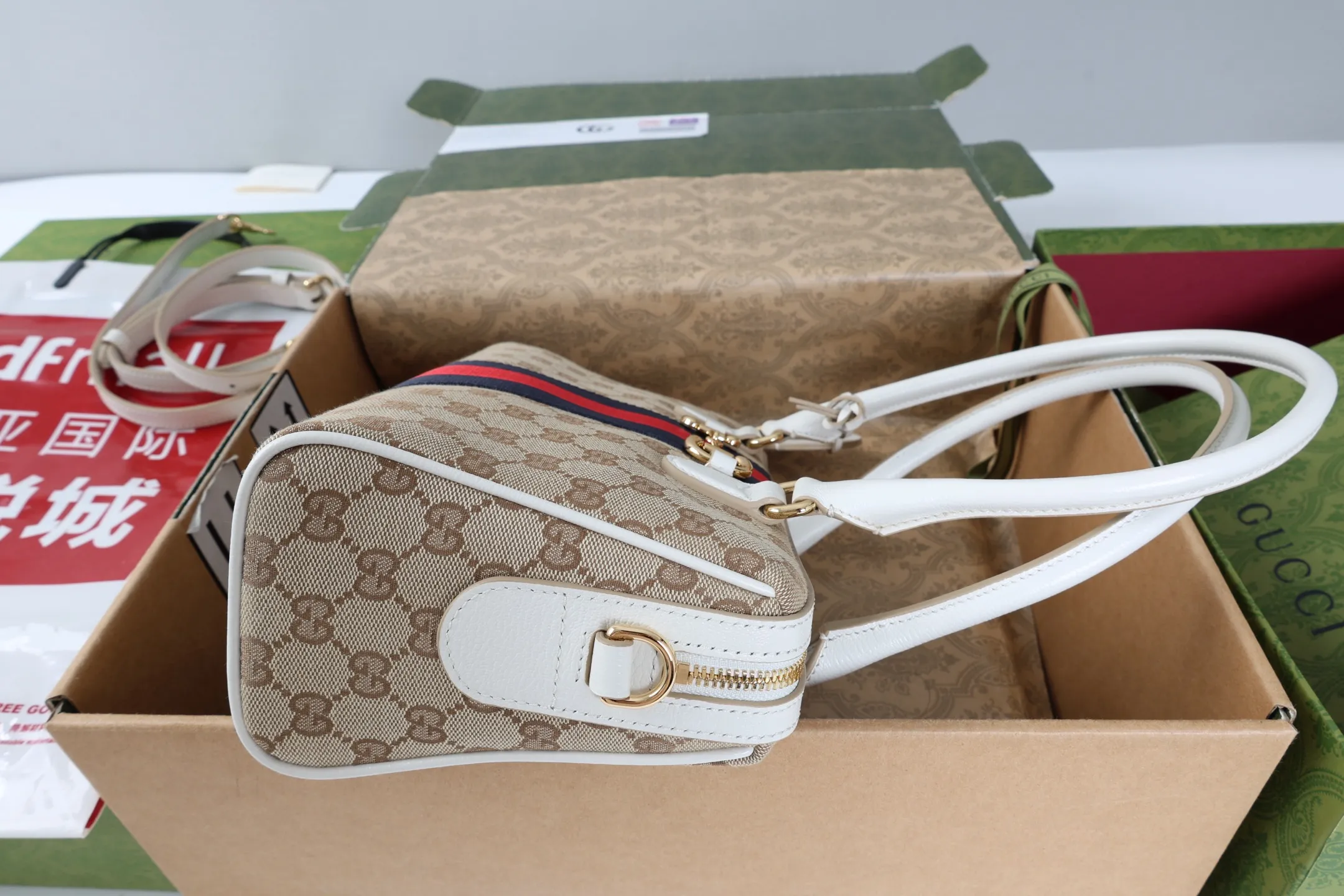 All Categories Official Website "Brand Women's Bags" Women's Bags 💙 GUCCI GUCCI 2026 New Classic GG Pattern Crossbody Bag