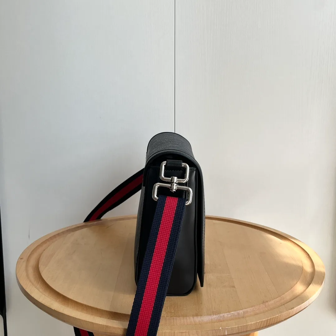 All Categories Official Website "Brand Women's Bags" Women's Bags 💙 GUCCI 2026 New GUCCI Crossbody Bag