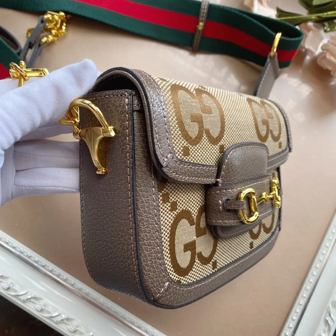 All categories Official website "Brand Women's Bags" Women's Bags 💙 GUCCI 2022 Official New Gucci Crossbody Bag Wholesale 58001900 High Quality Specifications: 20.5-14-5CM
