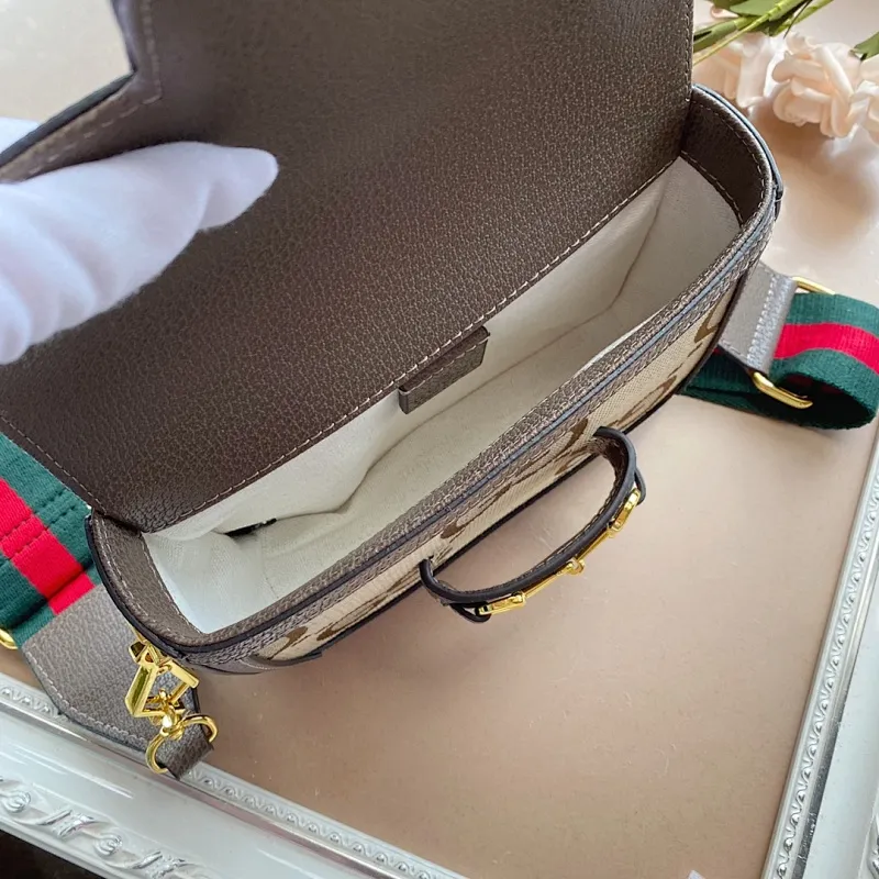 All categories Official website "Brand Women's Bags" Women's Bags 💙 GUCCI 2022 Official New Gucci Crossbody Bag Wholesale 58001900 High Quality Specifications: 20.5-14-5CM
