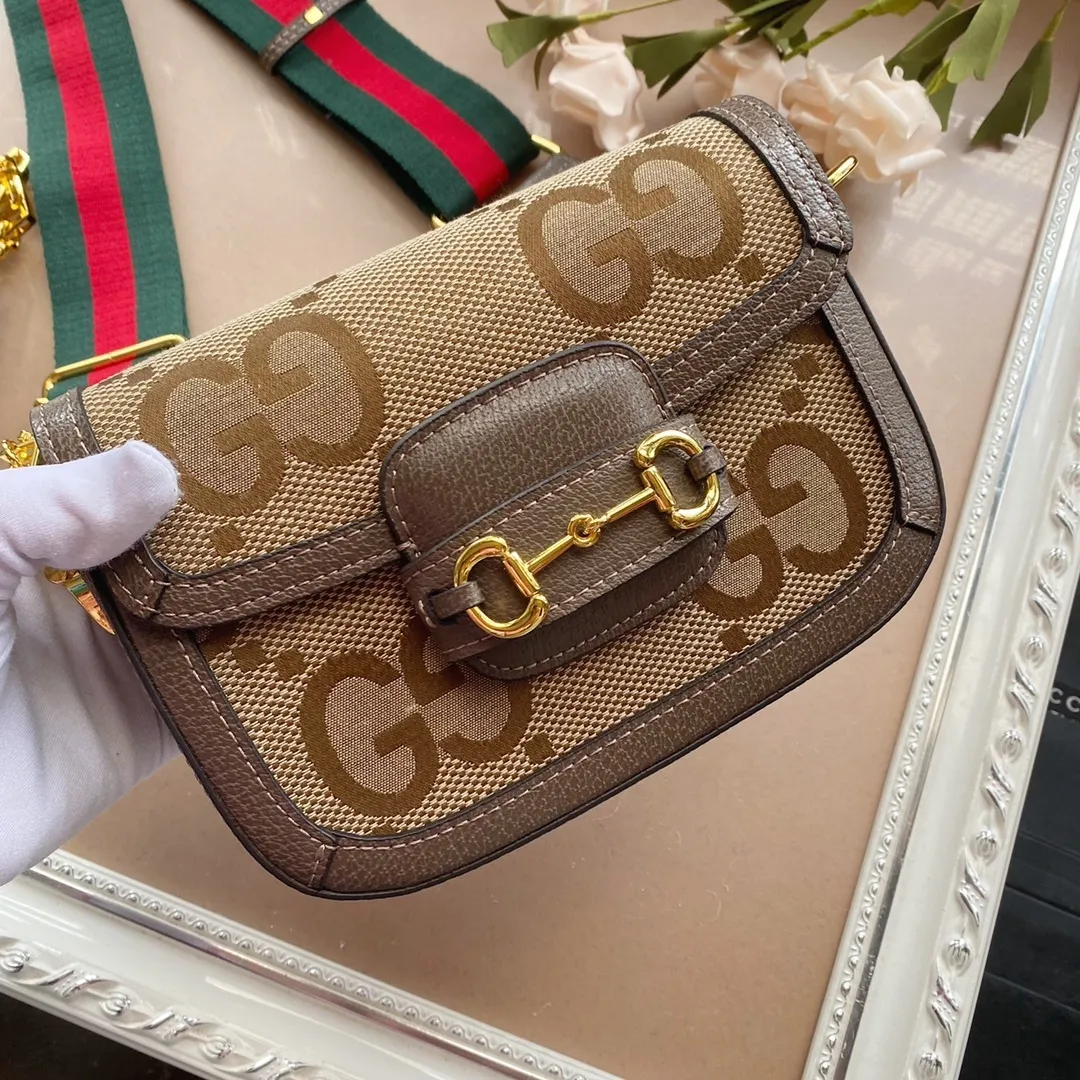 All categories Official website "Brand Women's Bags" Women's Bags 💙 GUCCI 2022 Official New Gucci Crossbody Bag Wholesale 58001900 High Quality Specifications: 20.5-14-5CM