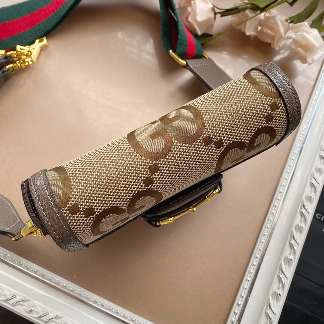 All categories Official website "Brand Women's Bags" Women's Bags 💙 GUCCI 2022 Official New Gucci Crossbody Bag Wholesale 58001900 High Quality Specifications: 20.5-14-5CM