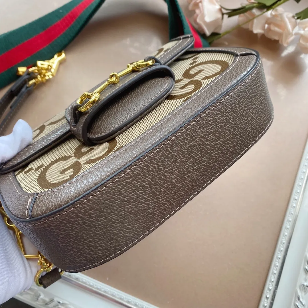 All categories Official website "Brand Women's Bags" Women's Bags 💙 GUCCI 2022 Official New Gucci Crossbody Bag Wholesale 58001900 High Quality Specifications: 20.5-14-5CM