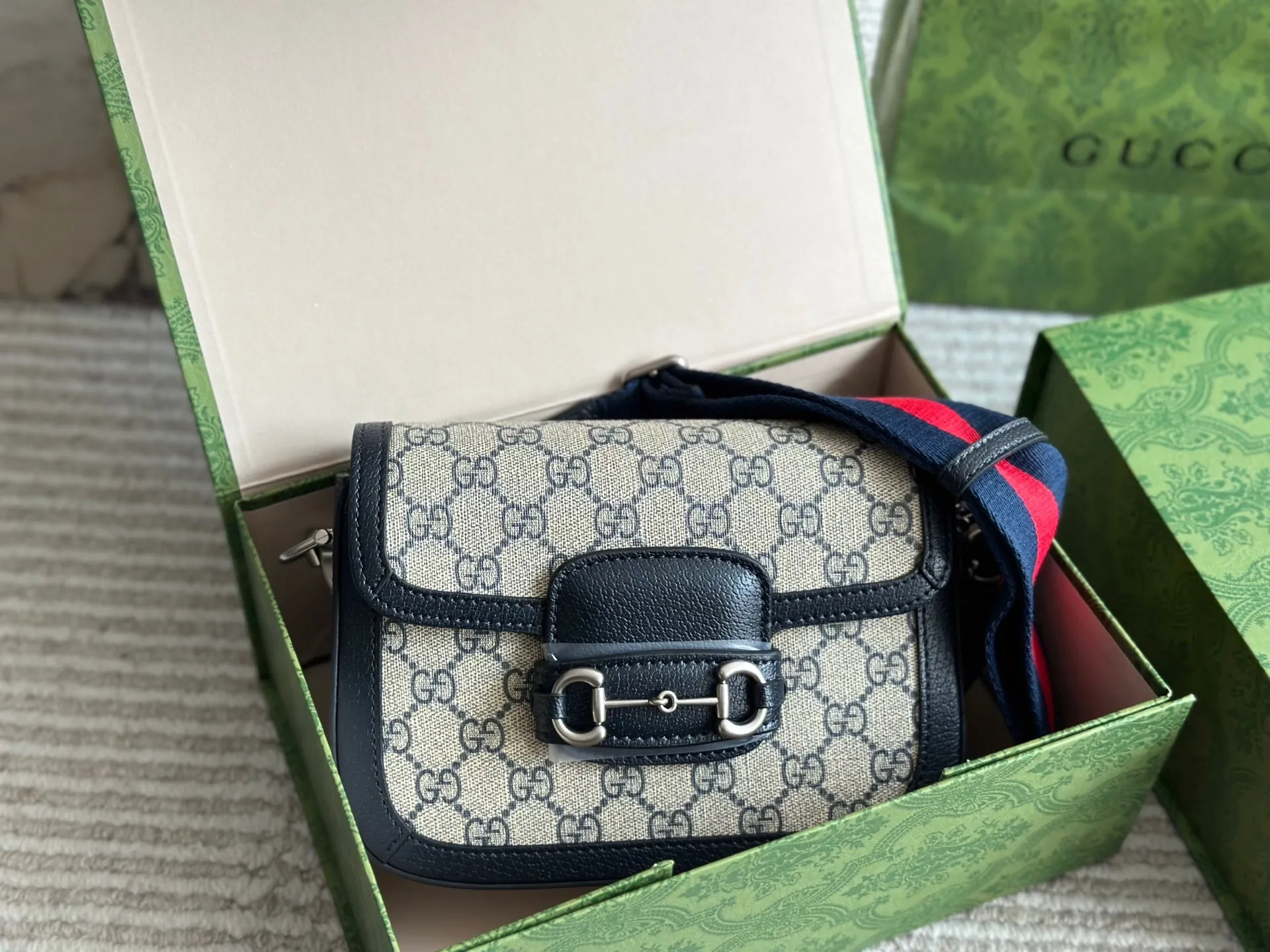 All Categories Official Website "Brand Women's Bags" Women's Bags 💙 GUCCI 2025 New Gucci Crossbody Bag