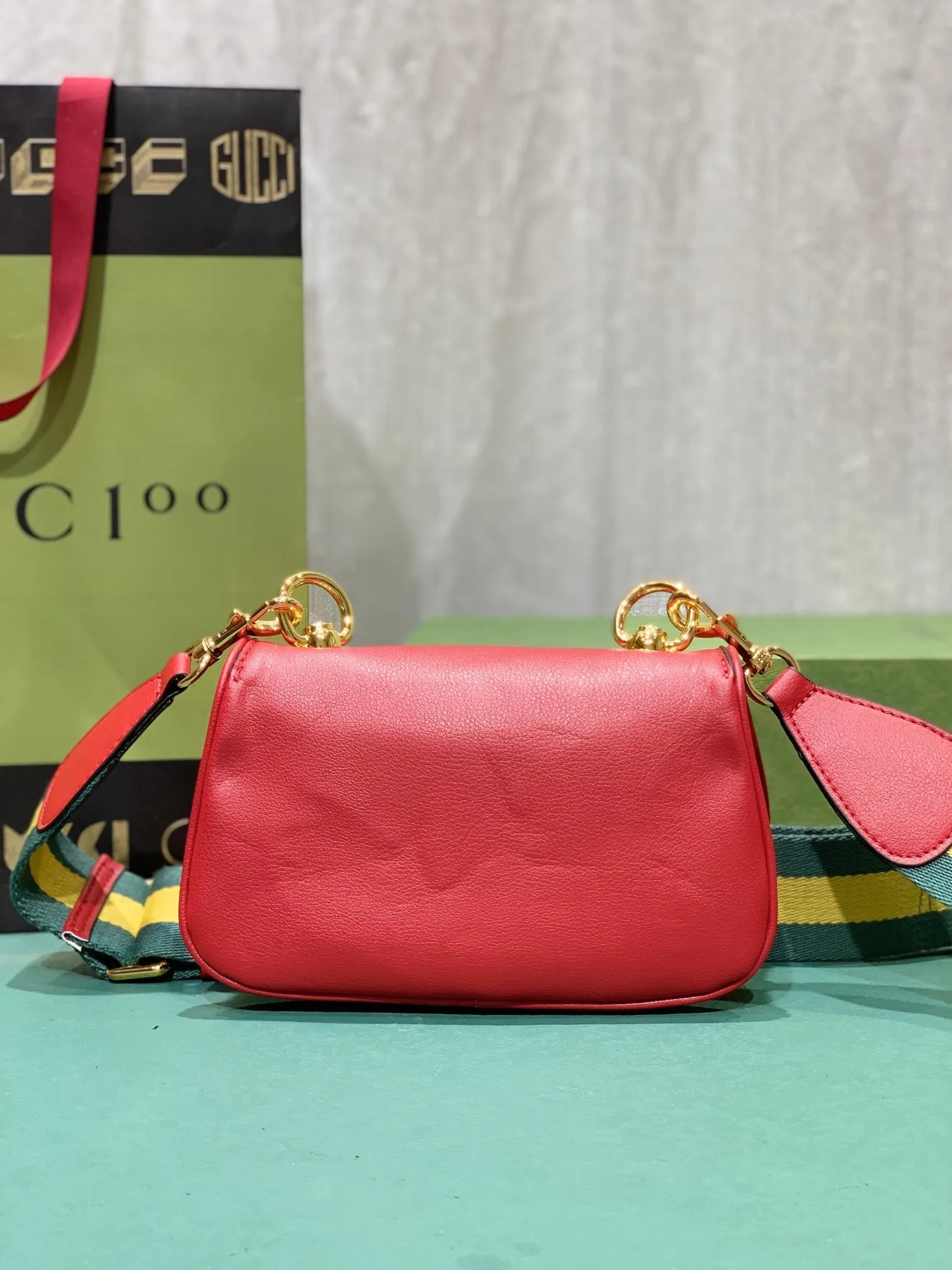 All categories Official website "Brand Women's Bags" Women's Bags 💙 GUCCI 2023 latest GUCCI crossbody bag