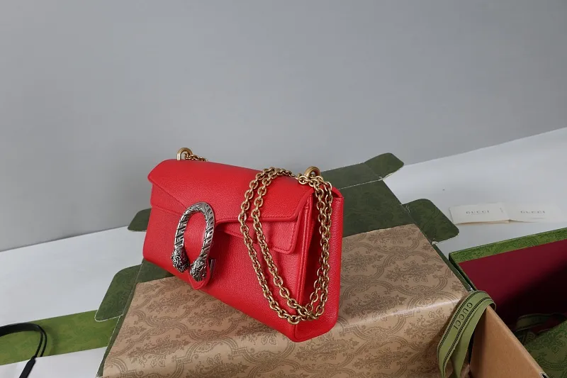 All categories Official website "Brand Women's Bags" Women's Bags 💙 GUCCI 2026 GUCCI new crossbody shoulder bag