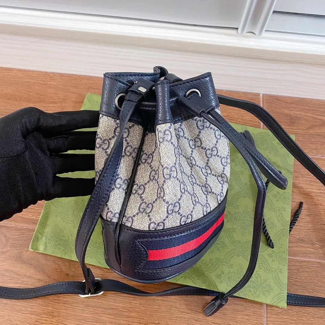 All categories Official website "Brand Women's Bags" Women's Bags 💙 GUCCI 2022 Official New Gucci Bucket Bag Wholesale 58001600 High Quality Specifications: 18.5-15-9CM