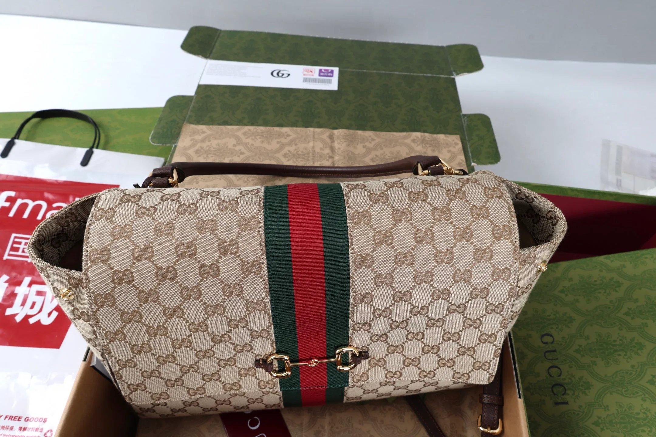 All categories Official website "Brand Women's Bags" Women's Bags 💙 GUCCI 2026 GUCCI new crossbody shoulder bag