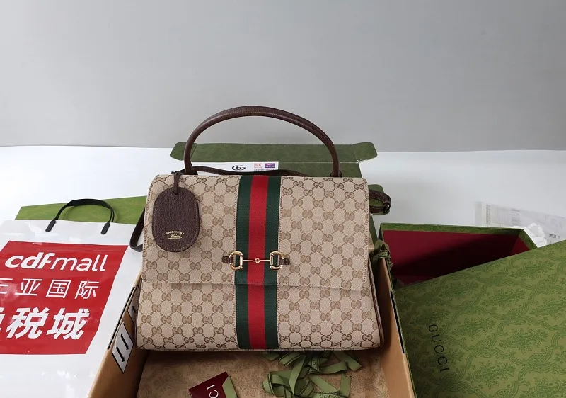 All categories Official website "Brand Women's Bags" Women's Bags 💙 GUCCI 2026 GUCCI new crossbody shoulder bag