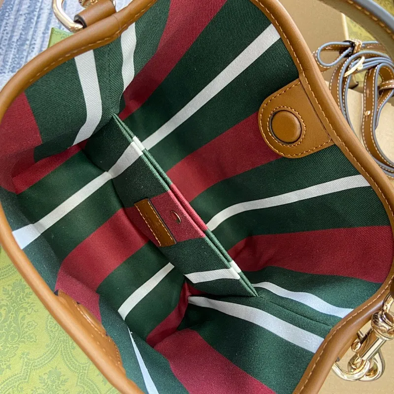 All Categories Official Website "Brand Women's Bags" Women's Bags 💙 GUCCI 2025 New GUCCI Crossbody Bag