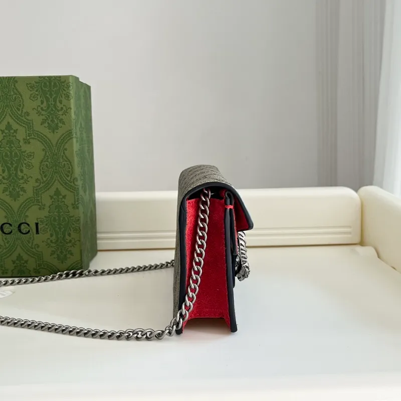 All categories Official website "Brand Women's Bags" Women's Bags 💙 GUCCI 2024 latest GUCCI crossbody bag
